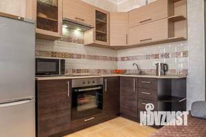 1-к квартира, посуточно, 40м2, 1/1 этаж