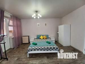 Студия квартира, посуточно, 36м2, 7/9 этаж