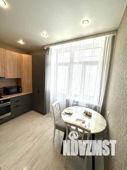 1-к квартира, посуточно, 34м2, 6/8 этаж