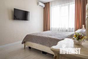 1-к квартира, посуточно, 40м2, 11/23 этаж