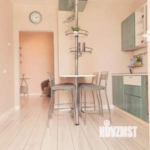 1-к квартира, посуточно, 40м2, 2/18 этаж