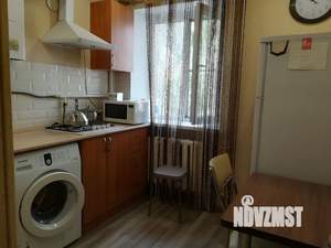 1-к квартира, посуточно, 42м2, 3/5 этаж