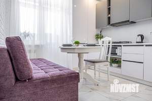 1-к квартира, посуточно, 40м2, 15/17 этаж