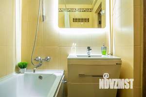 2-к квартира, посуточно, 50м2, 1/1 этаж