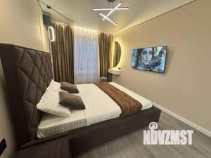 1-к квартира, посуточно, 40м2, 6/18 этаж