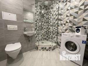 1-к квартира, посуточно, 40м2, 3/8 этаж