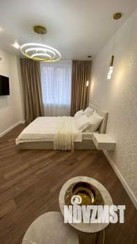 1-к квартира, посуточно, 36м2, 4/8 этаж