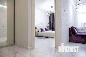 1-к квартира, посуточно, 42м2, 1/1 этаж