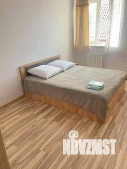 1-к квартира, посуточно, 56м2, 1/1 этаж