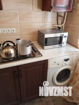 2-к квартира, посуточно, 50м2, 1/6 этаж