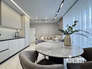4-к квартира, вторичка, 90м2, 14/24 этаж