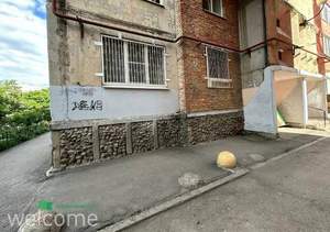4-к квартира, вторичка, 78м2, 1/9 этаж