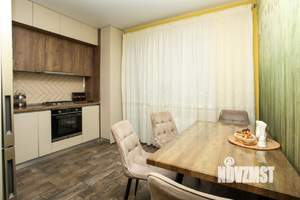 2-к квартира, вторичка, 61м2, 1/9 этаж