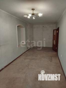 2-к квартира, вторичка, 76м2, 1/1 этаж