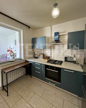 4-к квартира, вторичка, 80м2, 3/9 этаж
