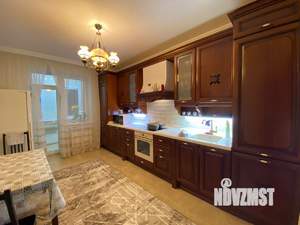 2-к квартира, вторичка, 100м2, 9/10 этаж