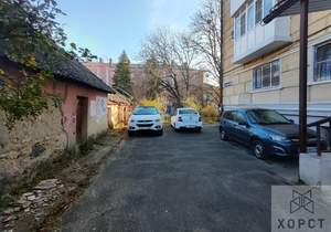 2-к квартира, вторичка, 43м2, 1/4 этаж
