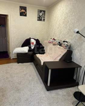 3-к квартира, вторичка, 60м2, 1/1 этаж