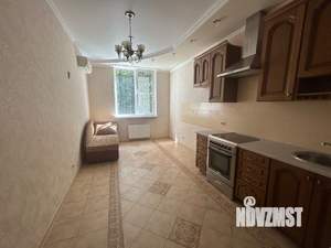 2-к квартира, вторичка, 68м2, 2/14 этаж