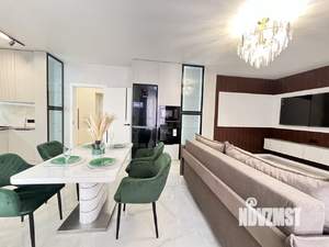 2-к квартира, вторичка, 74м2, 9/18 этаж