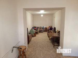 2-к квартира, вторичка, 45м2, 1/4 этаж