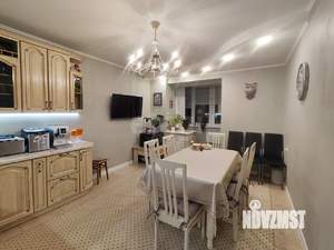4-к квартира, вторичка, 122м2, 3/5 этаж