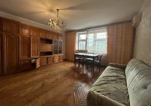 4-к квартира, вторичка, 138м2, 6/7 этаж