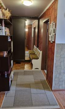 3-к квартира, вторичка, 62м2, 5/5 этаж