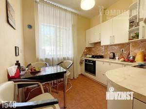 3-к квартира, вторичка, 80м2, 2/4 этаж