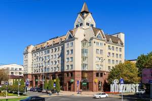 5-к квартира, вторичка, 180м2, 7/7 этаж