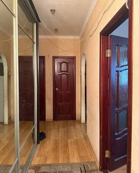 2-к квартира, вторичка, 57м2, 1/12 этаж