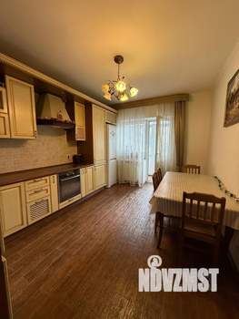 3-к квартира, вторичка, 92м2, 1/10 этаж