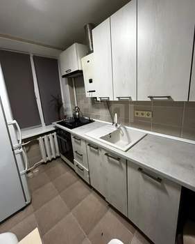 2-к квартира, вторичка, 38м2, 1/3 этаж