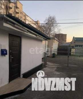 2-к квартира, вторичка, 38м2, 1/1 этаж