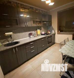 3-к квартира, вторичка, 74м2, 8/10 этаж