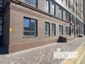 2-к квартира, вторичка, 64м2, 1/18 этаж