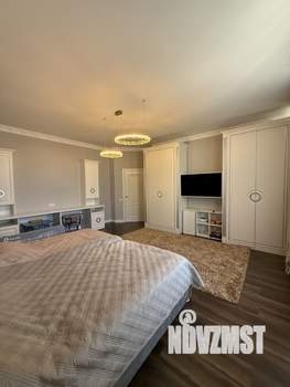4-к квартира, вторичка, 145м2, 11/15 этаж