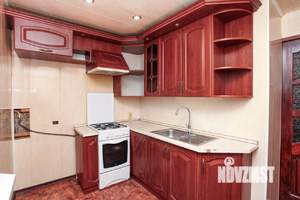 4-к квартира, вторичка, 60м2, 5/5 этаж