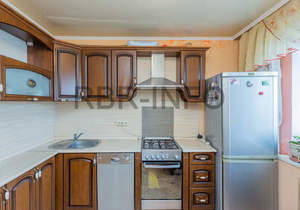 3-к квартира, вторичка, 82м2, 10/10 этаж