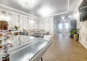 3-к квартира, вторичка, 140м2, 10/10 этаж
