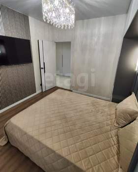 2-к квартира, вторичка, 58м2, 11/18 этаж