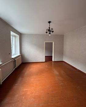 2-к квартира, вторичка, 41м2, 1/1 этаж