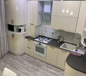 3-к квартира, вторичка, 94м2, 13/17 этаж