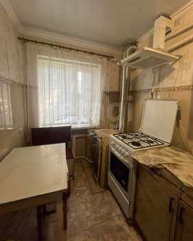 3-к квартира, вторичка, 72м2, 1/1 этаж