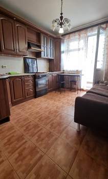2-к квартира, вторичка, 64м2, 4/10 этаж