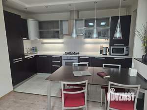 3-к квартира, вторичка, 65м2, 4/10 этаж