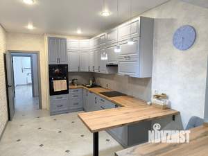 2-к квартира, вторичка, 65м2, 8/10 этаж