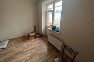 3-к квартира, вторичка, 100м2, 4/6 этаж