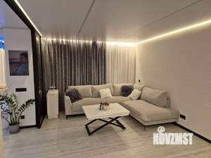 4-к квартира, вторичка, 104м2, 5/10 этаж