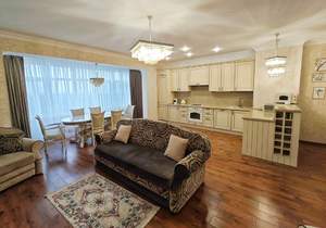 3-к квартира, вторичка, 131м2, 7/11 этаж